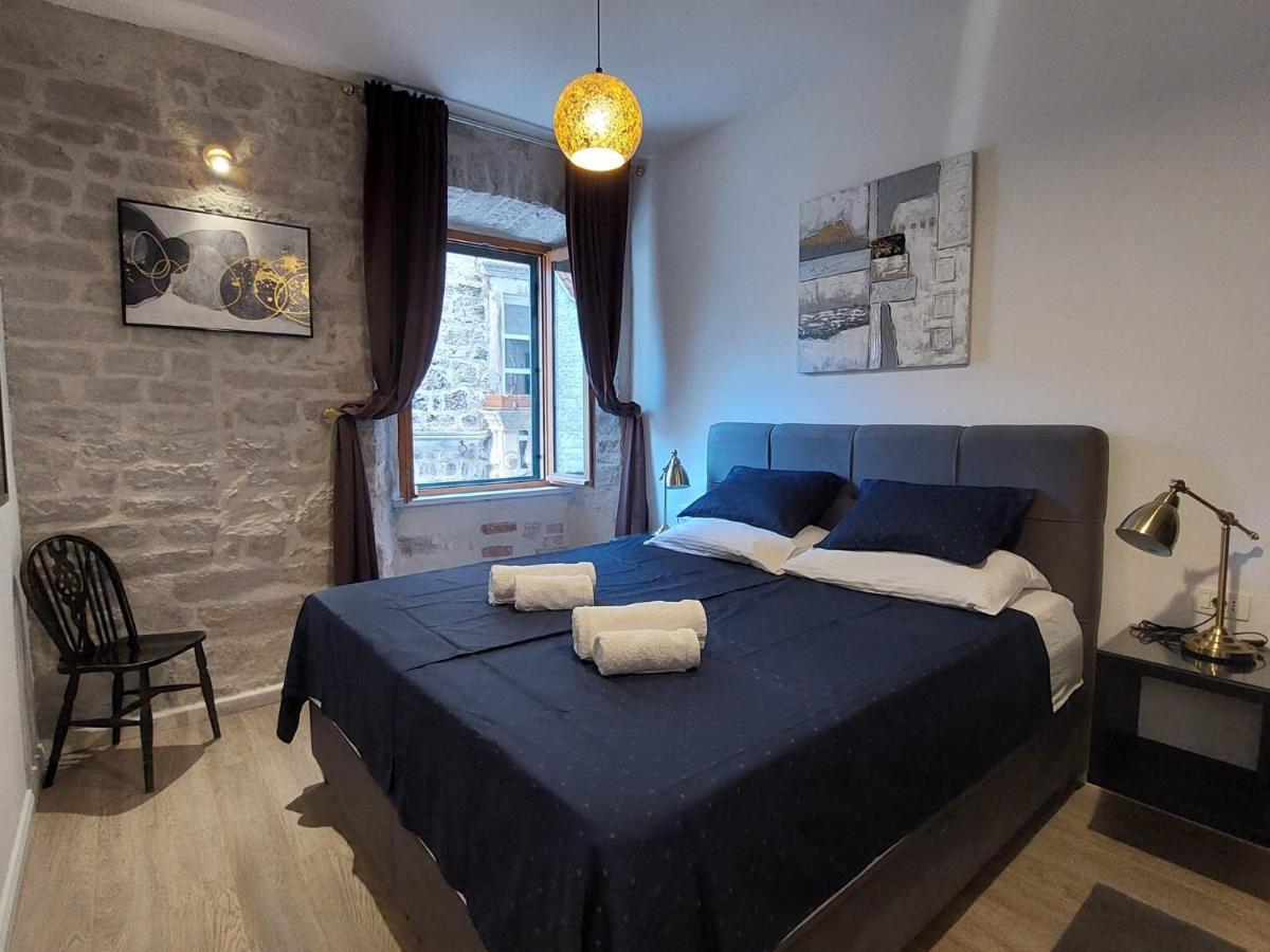 Central Palace Apartment שיבניק מראה חיצוני תמונה