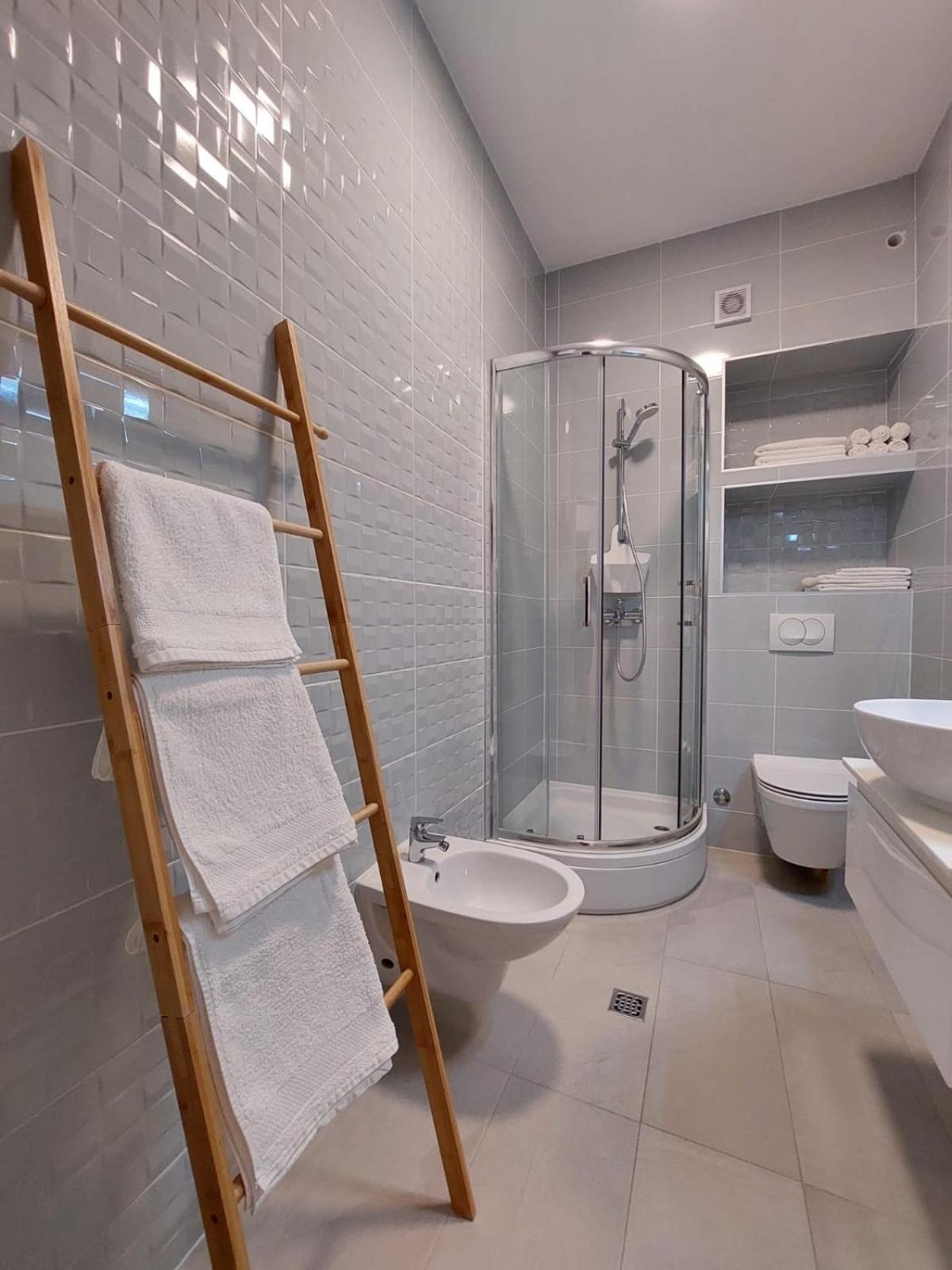 Central Palace Apartment שיבניק מראה חיצוני תמונה