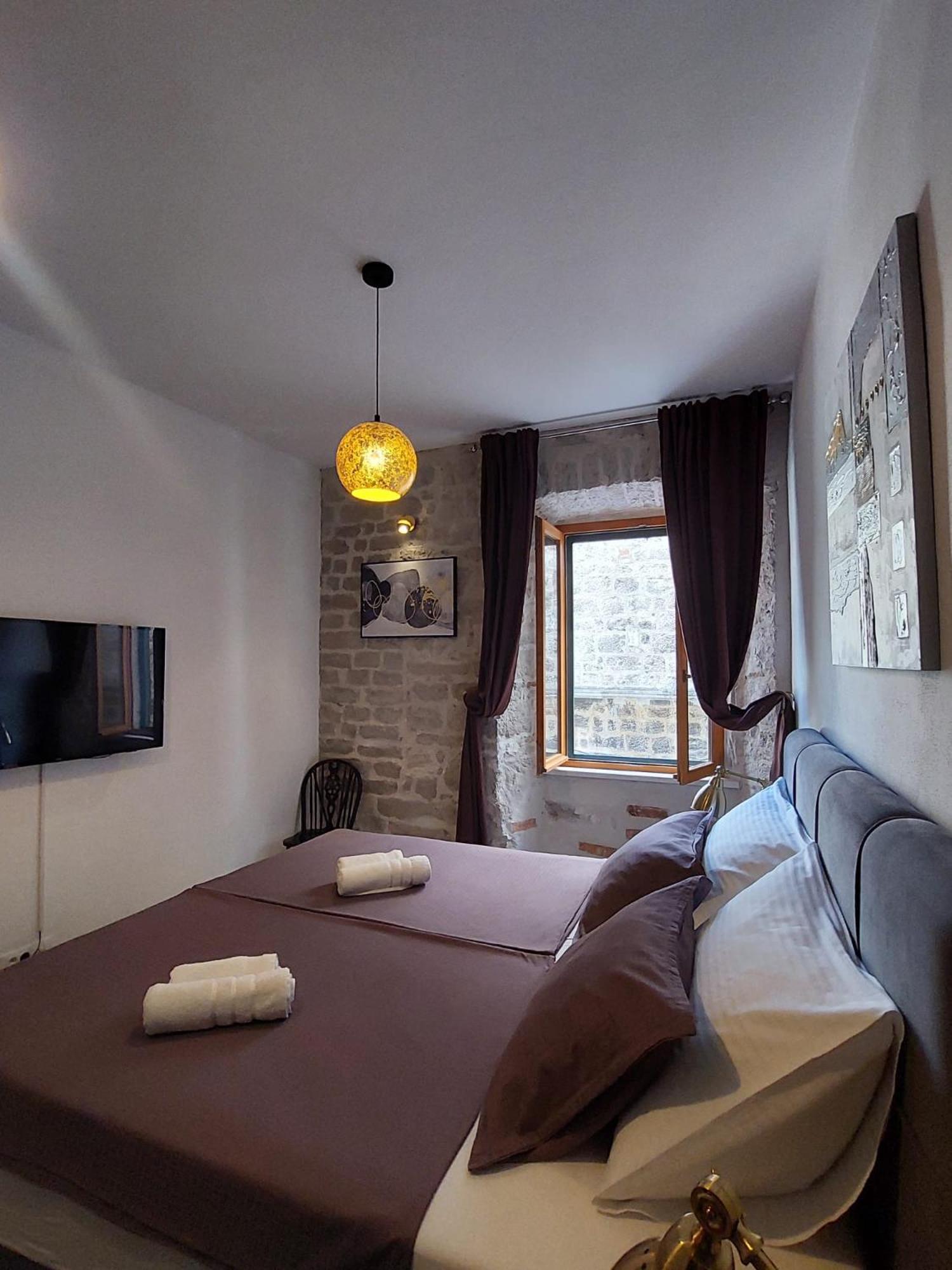 Central Palace Apartment שיבניק מראה חיצוני תמונה